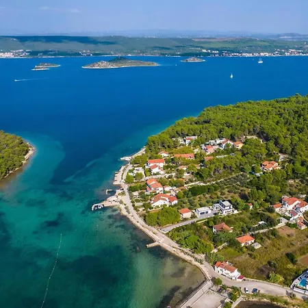 My Dalmatia - Naledi With Shared Pool Lägenhet Mrljane