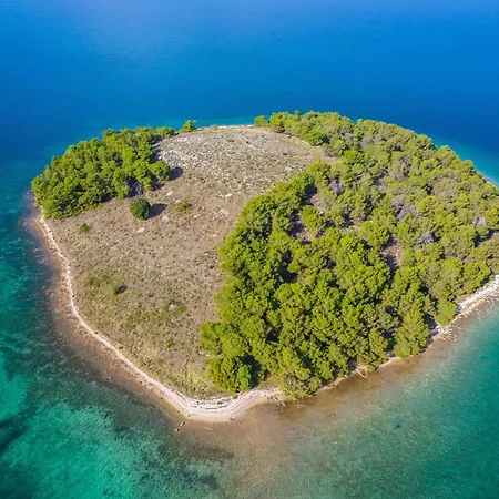 My Dalmatia - Naledi With Shared Pool Lägenhet Mrljane