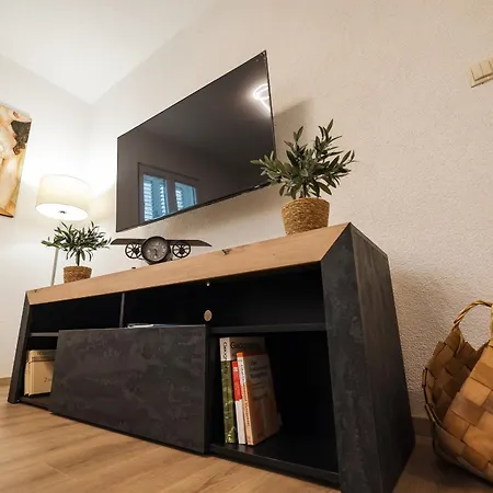 Lägenhet My Dalmatia - Naledi With Shared Pool Mrljane